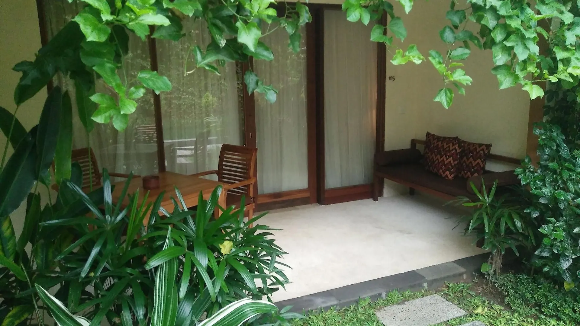Sapodilla Ubud Indonesia